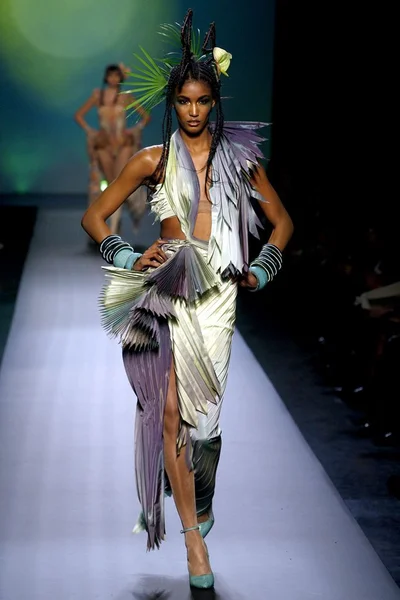 Look 36